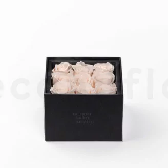 Caja de 9 rosas preservadas Rosa