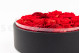 Fleurs rouges stabilisées dans une boîte ronde - Large 5